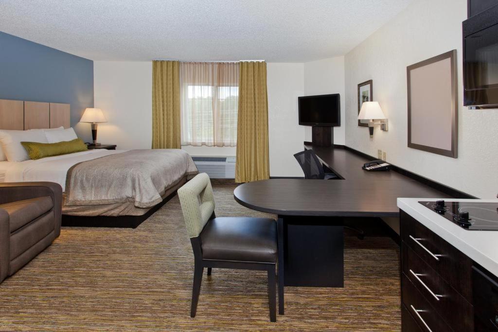 Candlewood Suites Belle Vernon By Ihg מראה חיצוני תמונה